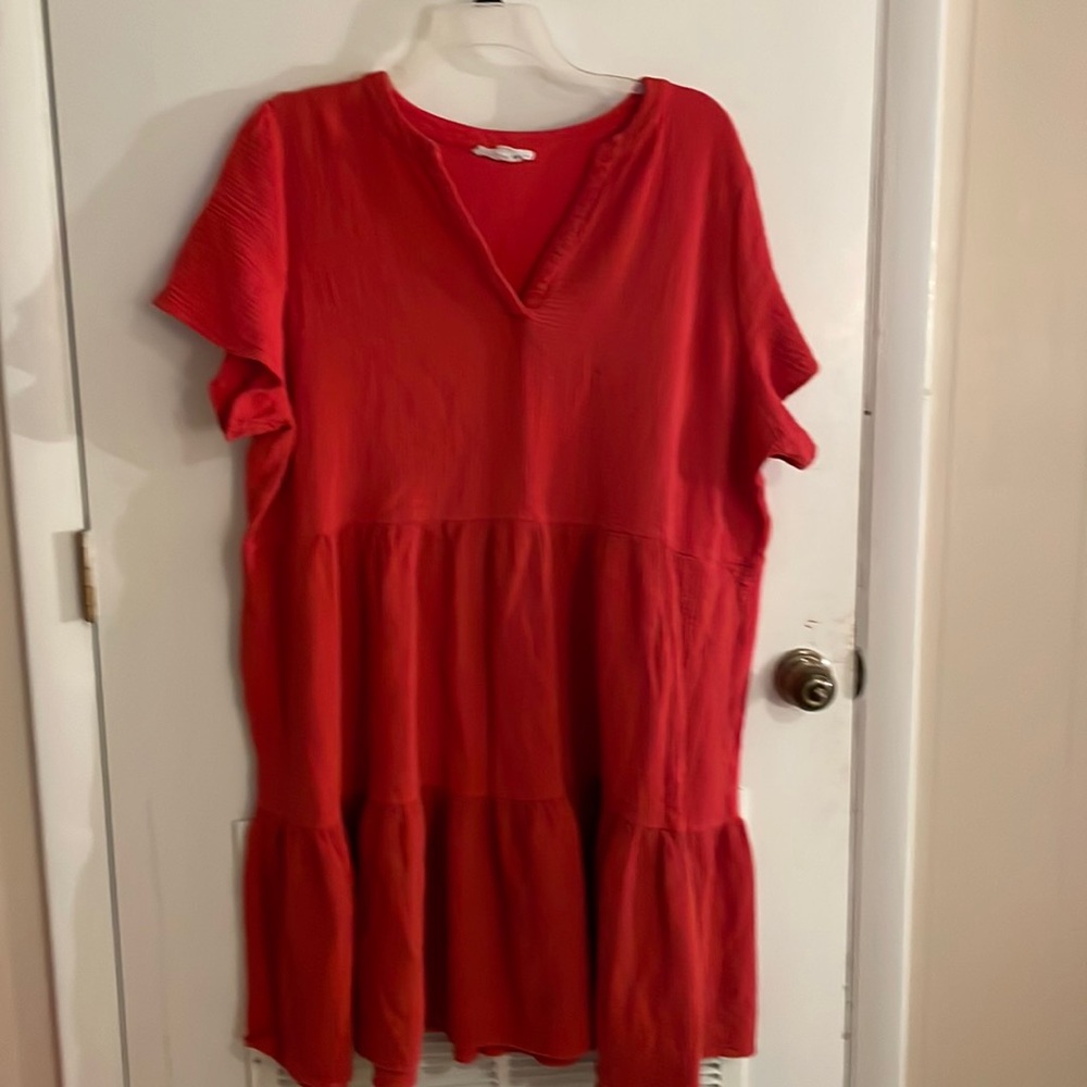 Short sleeve dark orange/rust dress. 100% cotton. V-neck. Three tiered design.